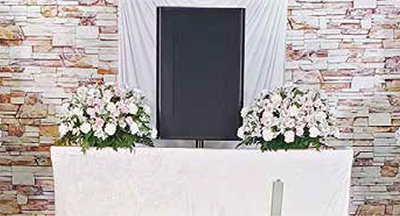 ファミリーホール湘南台、アレンジ祭壇38,500円