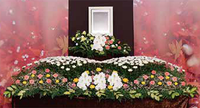 ファミリーホール湘南台、アレンジ祭壇・秋洸（タイプⅡ）154,000円