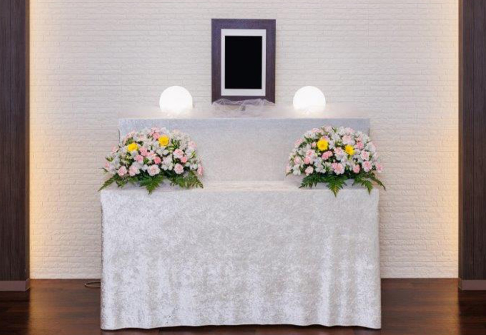 ファミリーホール湘南台、アレンジ祭壇38,500円