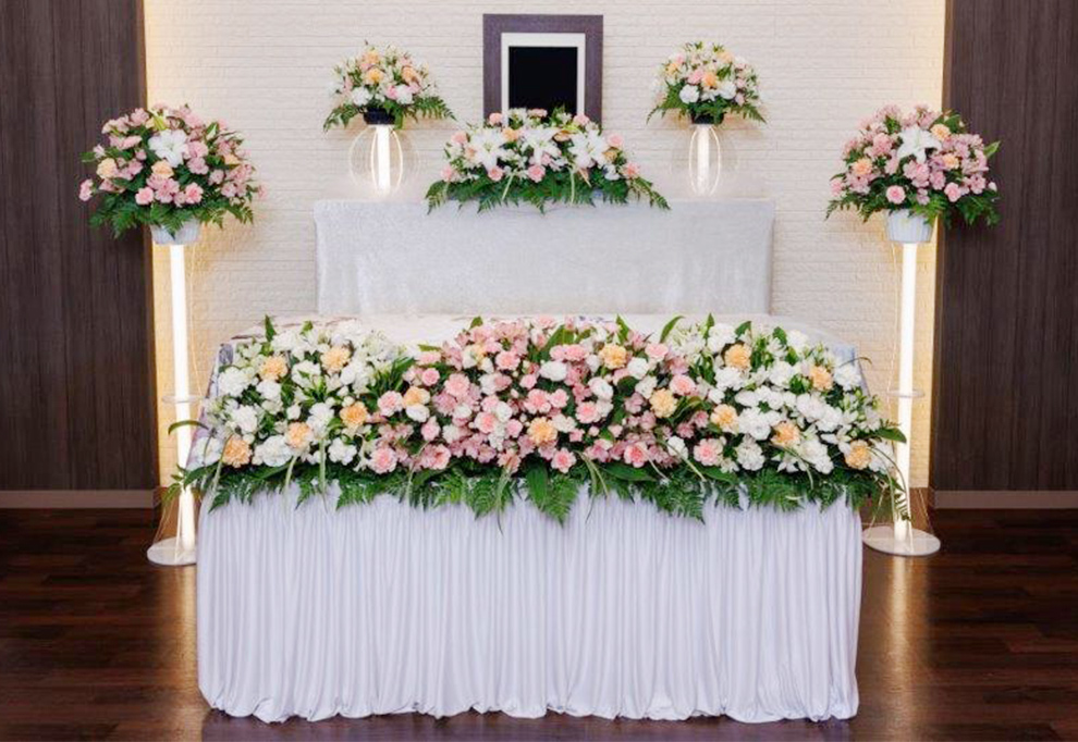 ファミリーホール湘南台、アレンジ祭壇・月雅